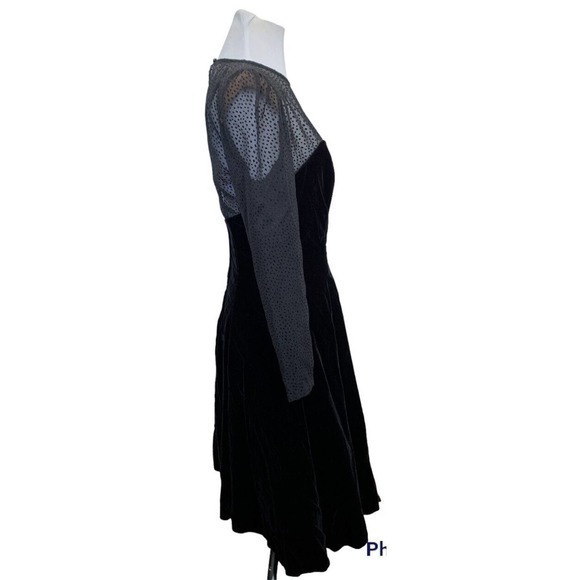 Vintage Black Velvet Dress Karen Lucas for Niki Sweetheart Neck Sz‎ 6 Sheer - Picture 2 of 11